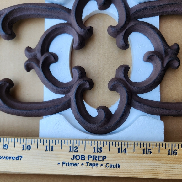 TWO NEW Southern Living at Home #40675 Wrought Iron VINTAGE style scroll WALL - Picture 2 of 6
